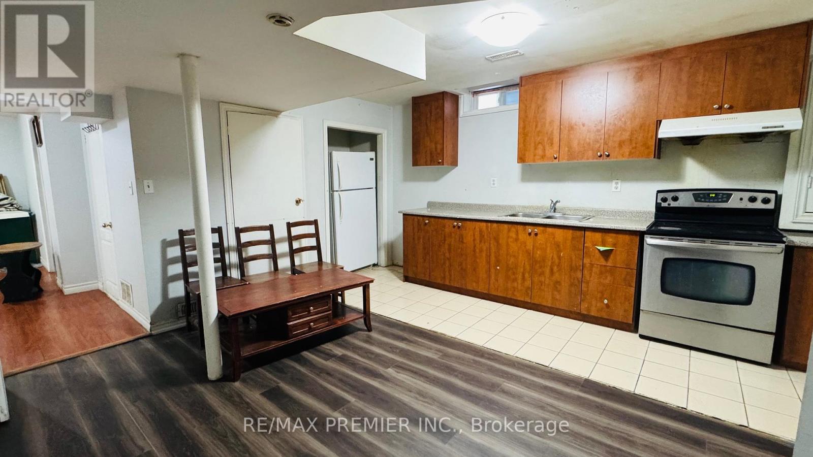 67 Sal Circle, Brampton, Ontario  L6R 1H6 - Photo 17 - W12610320