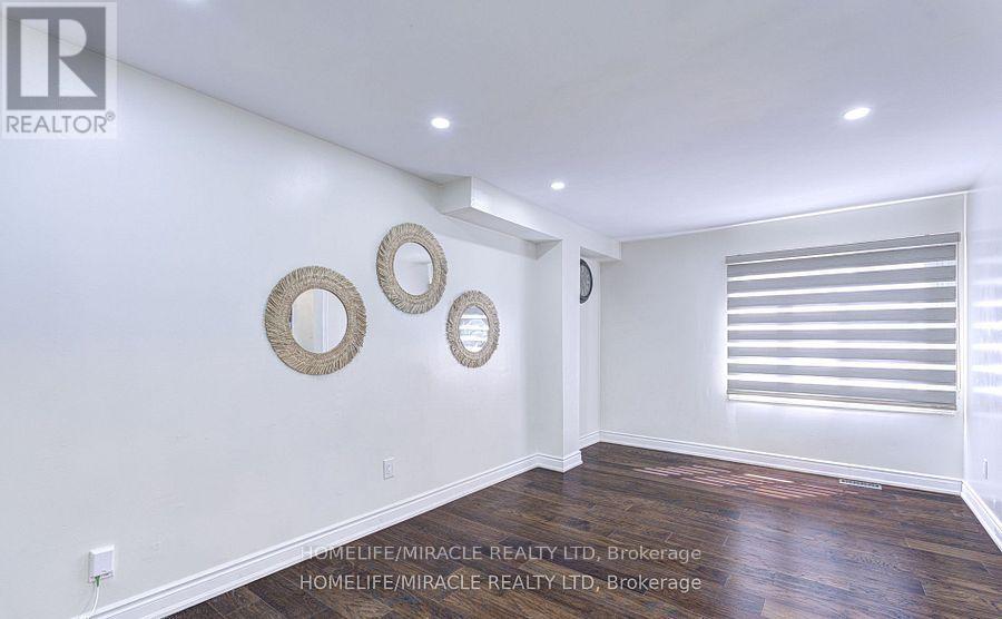 55 Castlehill Road, Brampton, Ontario  L6X 4C9 - Photo 17 - W12638610