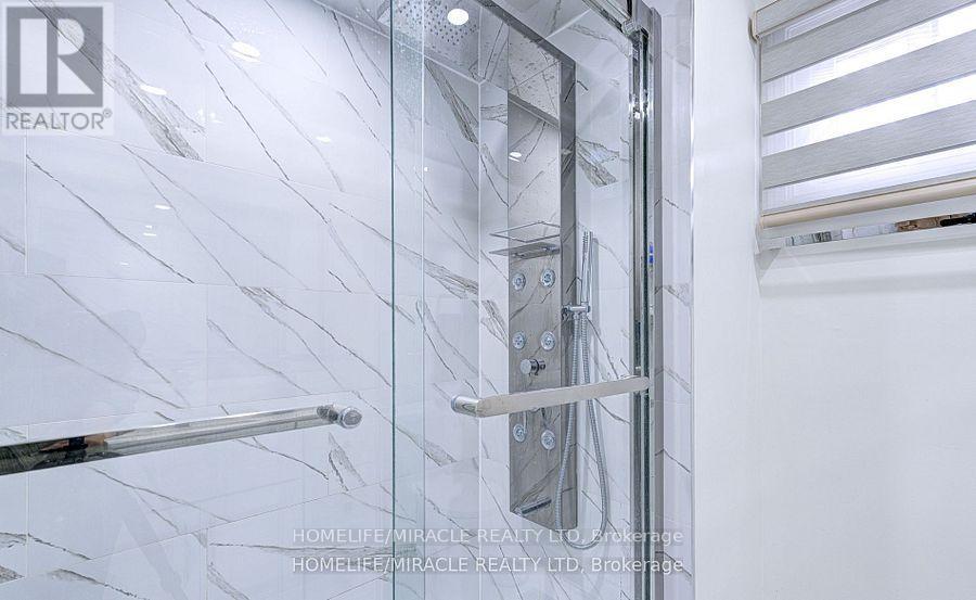 55 Castlehill Road, Brampton, Ontario  L6X 4C9 - Photo 20 - W12638610