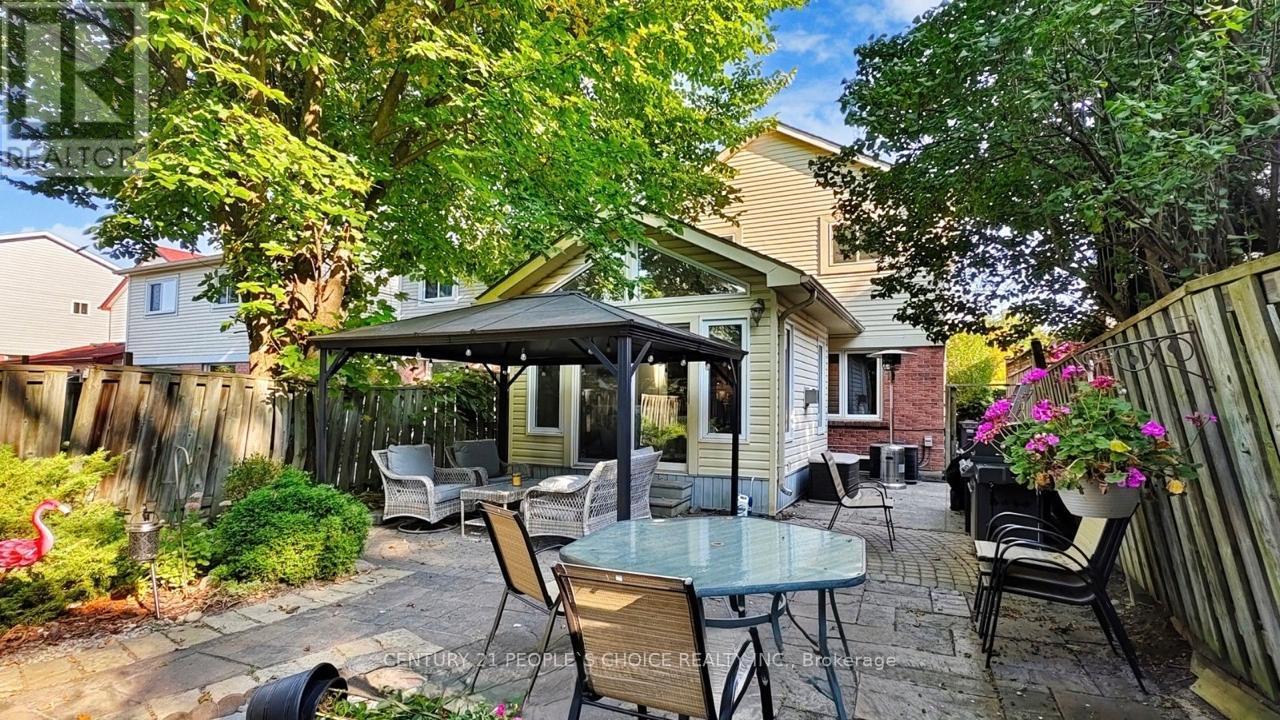 7275 Corrine Crescent, Mississauga, Ontario  L5N 5C3 - Photo 25 - W12638662