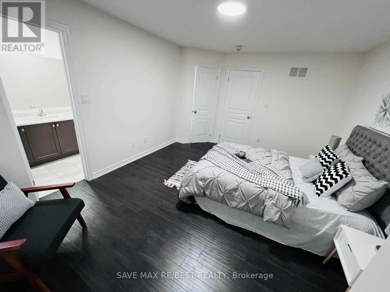 12 Aspen Hill Road, Brampton, Ontario  L6Y 6E3 - Photo 19 - W12638664