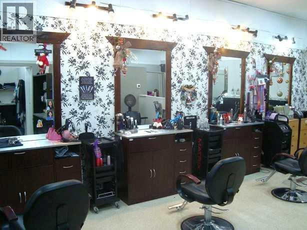 319 Main Street, Trochu, Alberta  T0M 2C0 - Photo 5 - A2275446