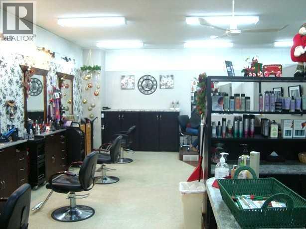 319 Main Street, Trochu, Alberta  T0M 2C0 - Photo 8 - A2275446