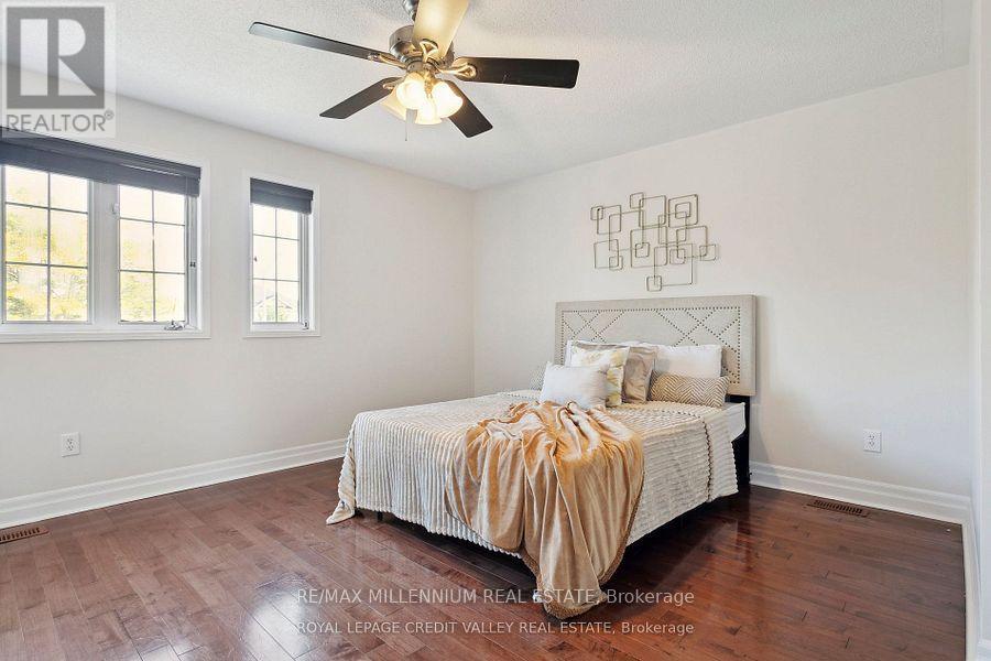 95 Woodhaven Drive, Brampton, Ontario  L7A 1Y8 - Photo 10 - W12638708