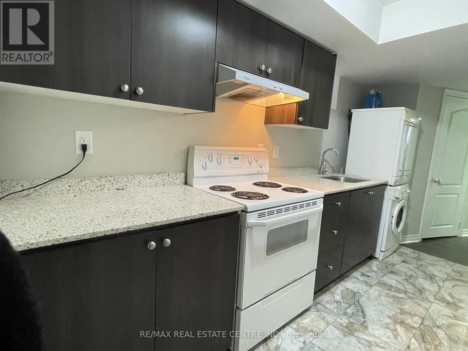 Basement - 7372 Saint Barbara Boulevard, Mississauga, Ontario  L5W 0C3 - Photo 11 - W12638720