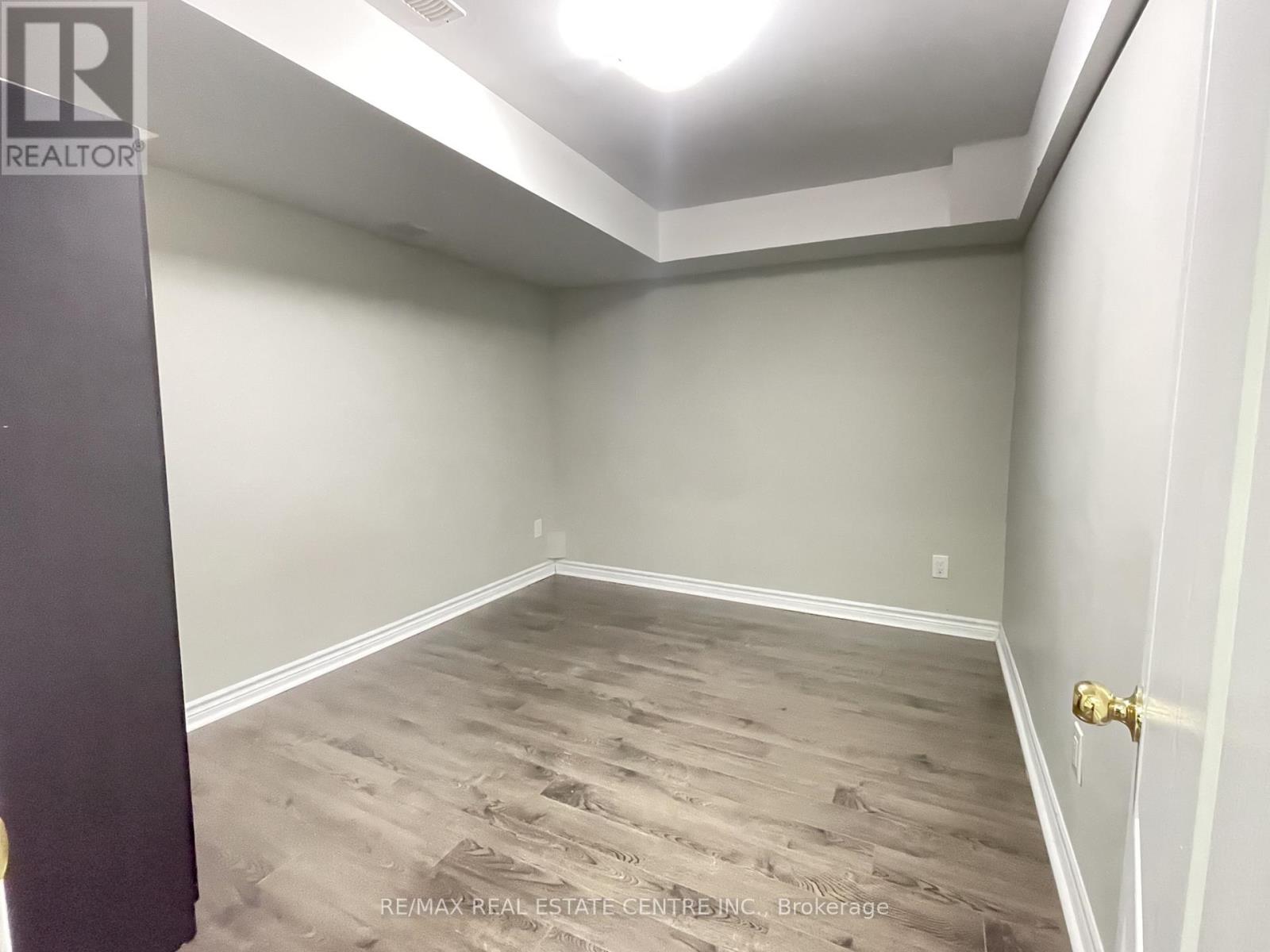 Basement - 7372 Saint Barbara Boulevard, Mississauga, Ontario  L5W 0C3 - Photo 4 - W12638720