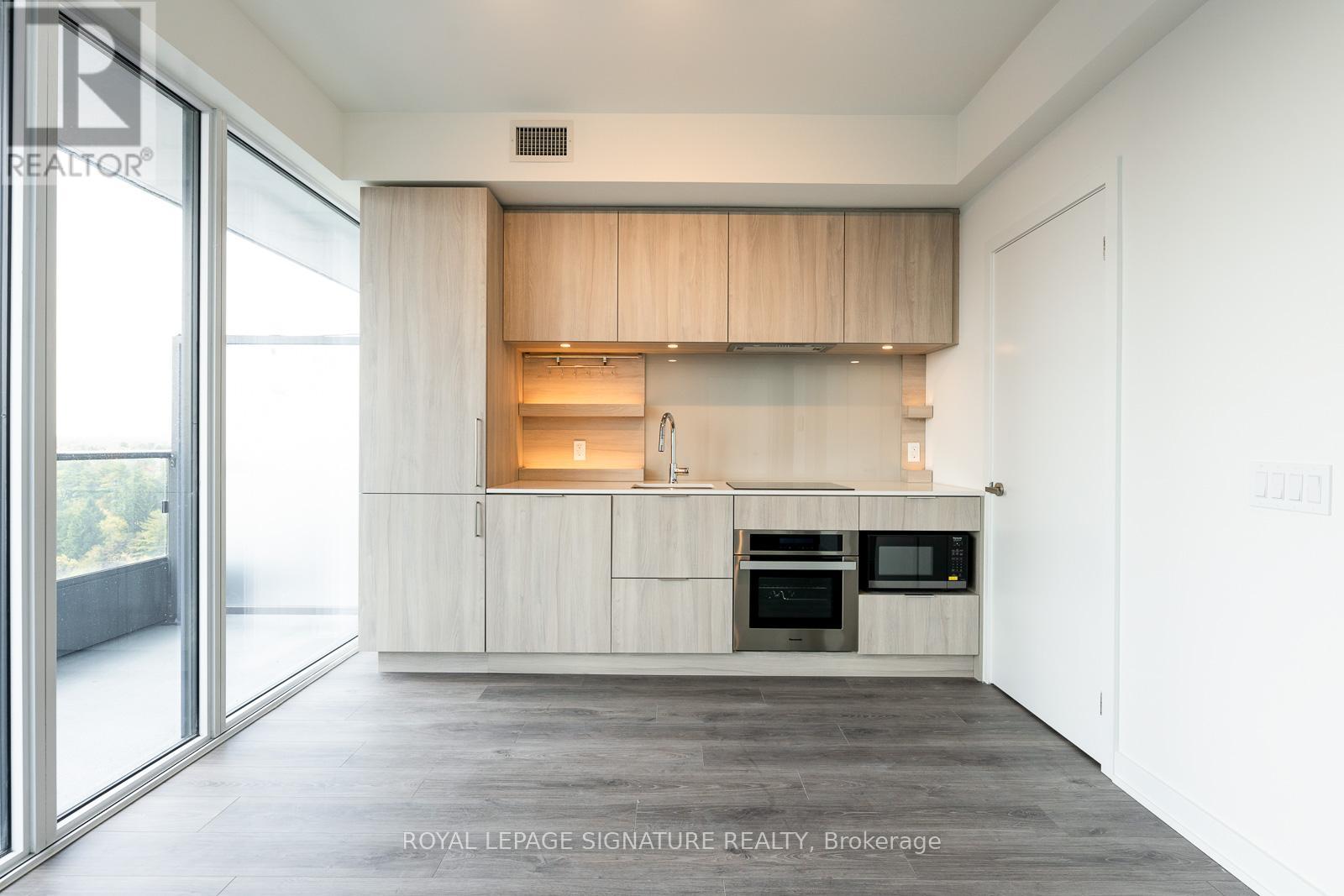 1309 - 28 Ann Street, Mississauga, Ontario  L5G 0E1 - Photo 4 - W12638740