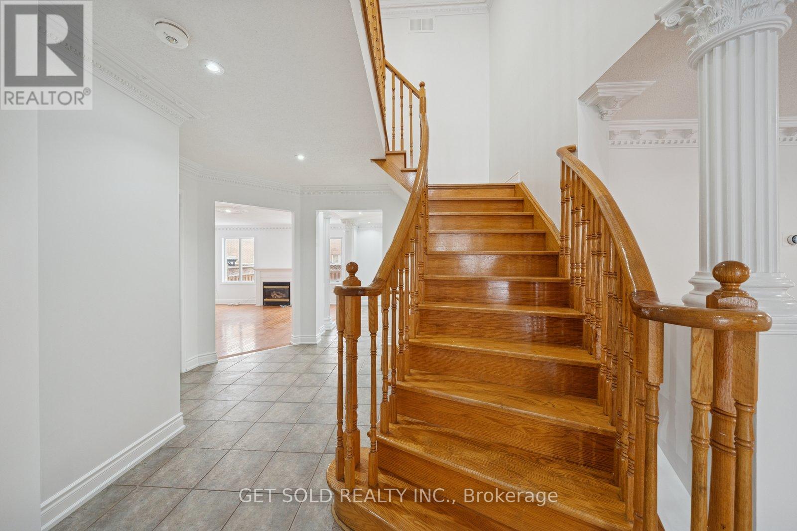 33 Tideland Drive, Brampton, Ontario  L7A 2W2 - Photo 13 - W12638742