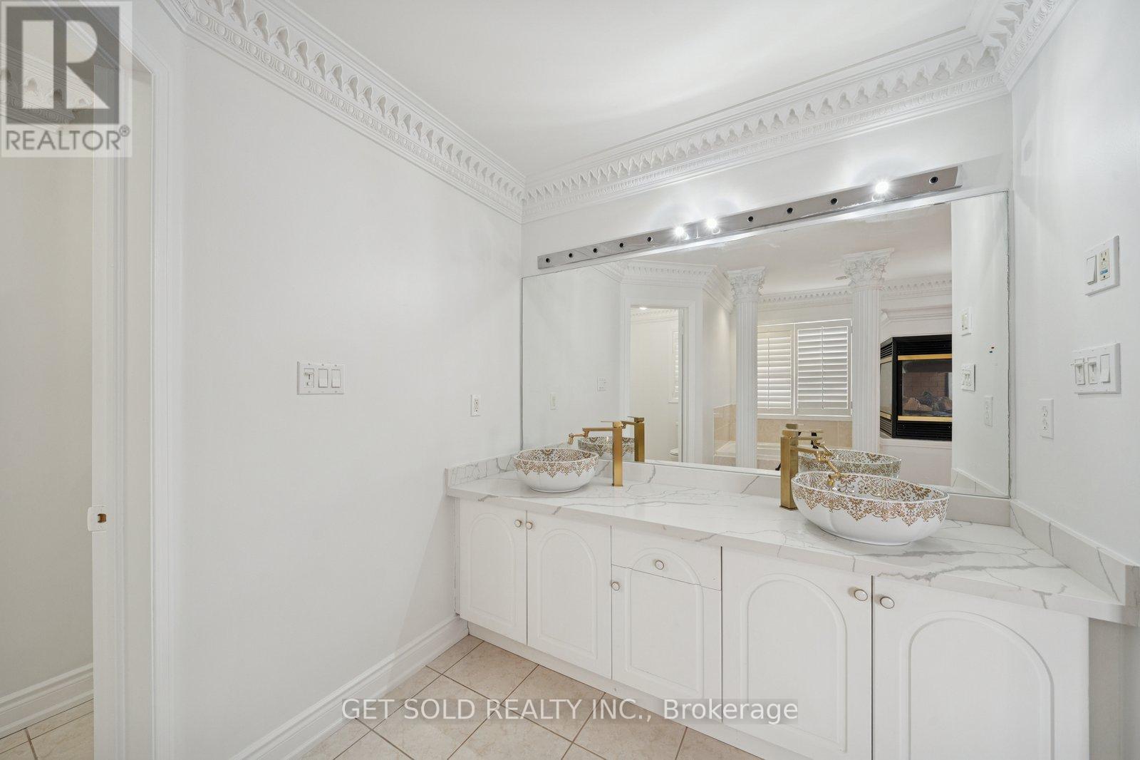 33 Tideland Drive, Brampton, Ontario  L7A 2W2 - Photo 17 - W12638742