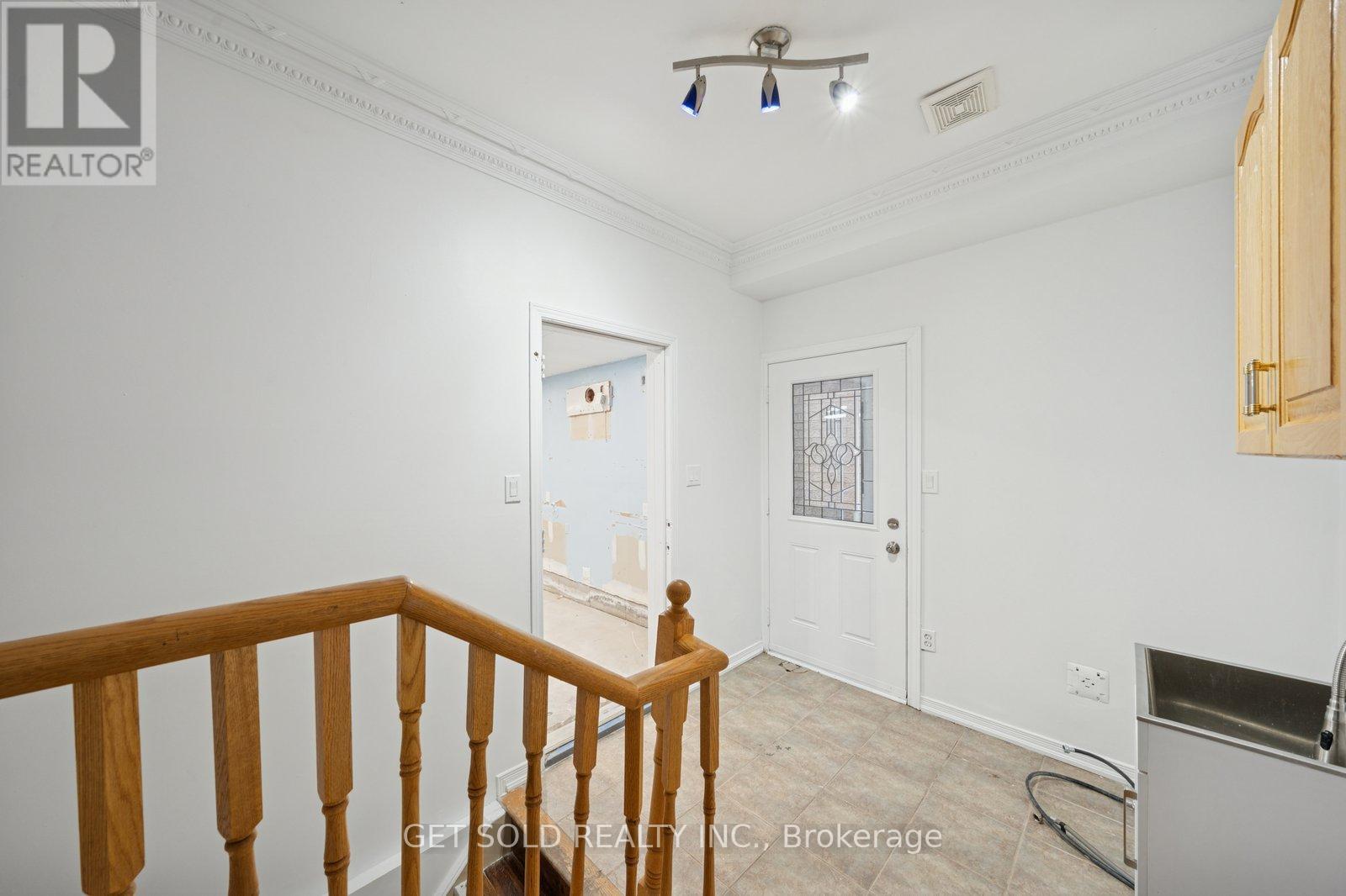 33 Tideland Drive, Brampton, Ontario  L7A 2W2 - Photo 22 - W12638742