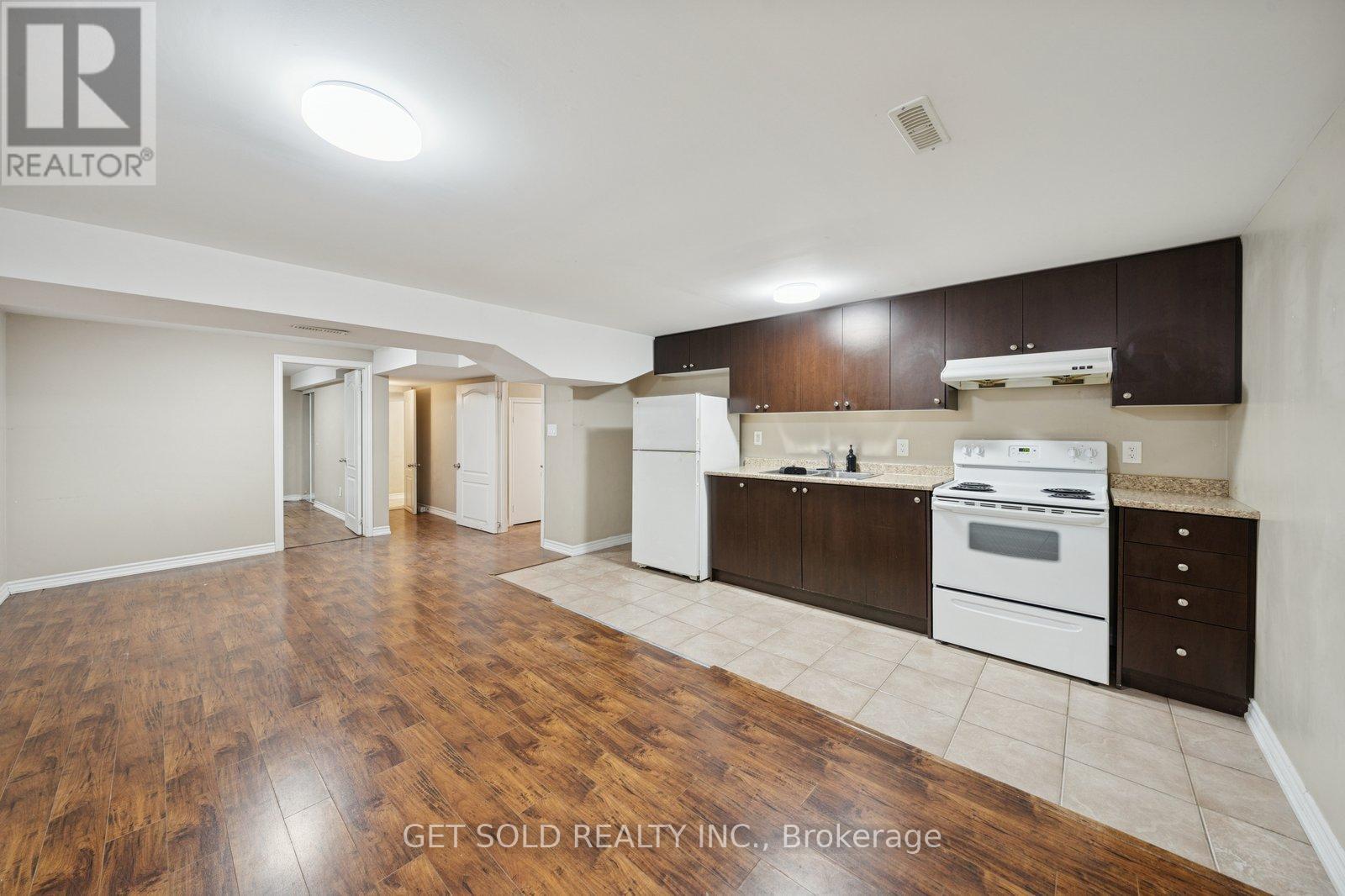 33 Tideland Drive, Brampton, Ontario  L7A 2W2 - Photo 24 - W12638742