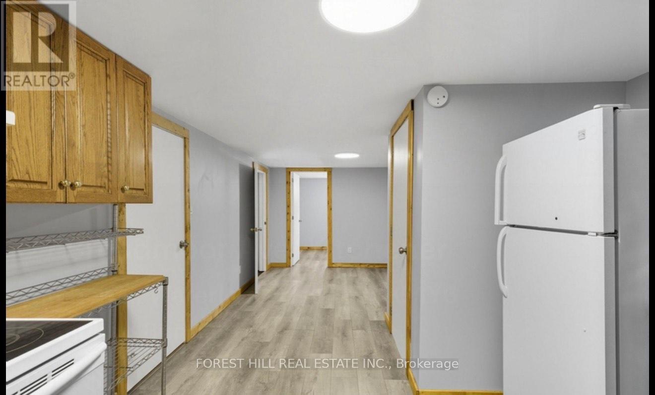 Bsmt - 27 Broadmoor Avenue, Kitchener, Ontario  N2C 1Y6 - Photo 2 - X12638674