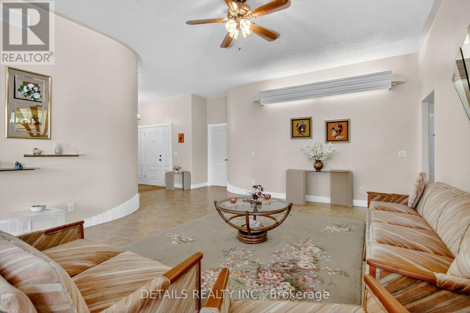 7 Eagle Chase Court, Ottawa, Ontario  K2J 3N5 - Photo 11 - X12478005