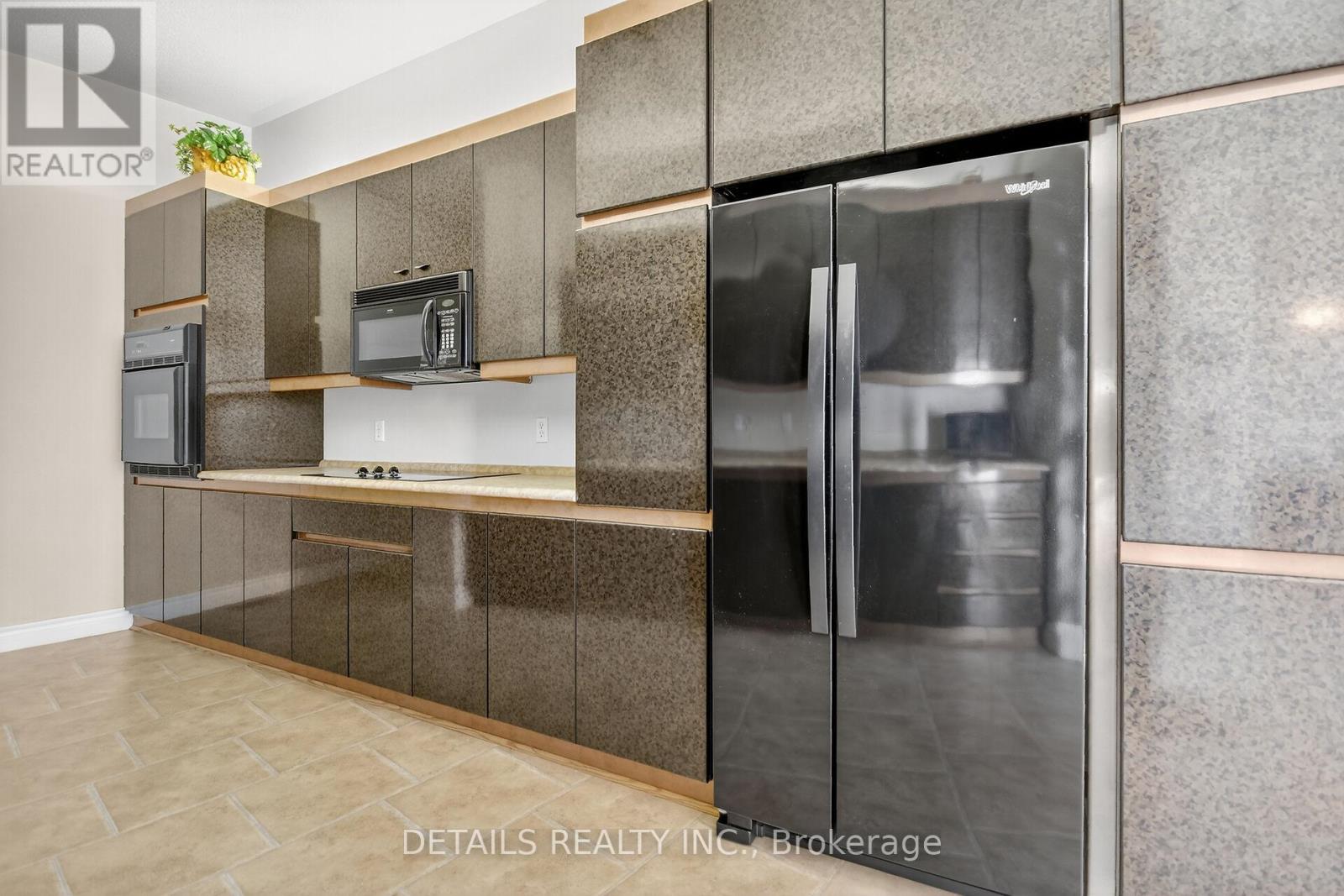 7 Eagle Chase Court, Ottawa, Ontario  K2J 3N5 - Photo 16 - X12478005