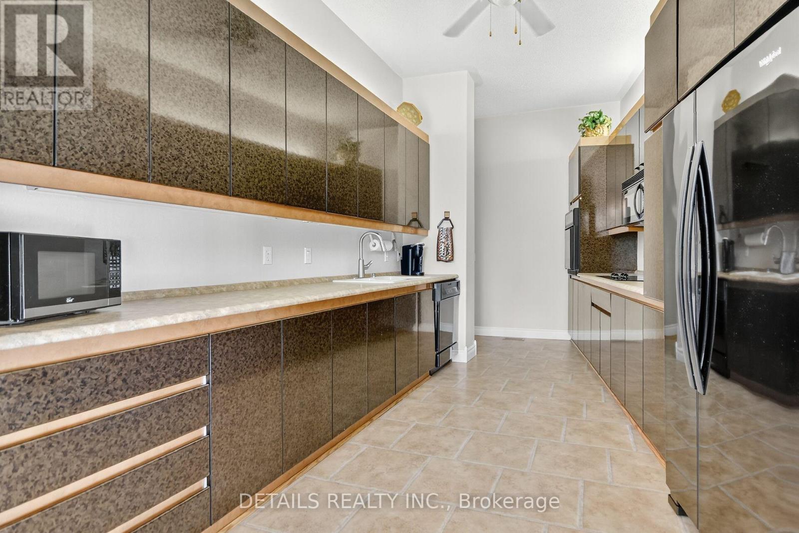 7 Eagle Chase Court, Ottawa, Ontario  K2J 3N5 - Photo 18 - X12478005