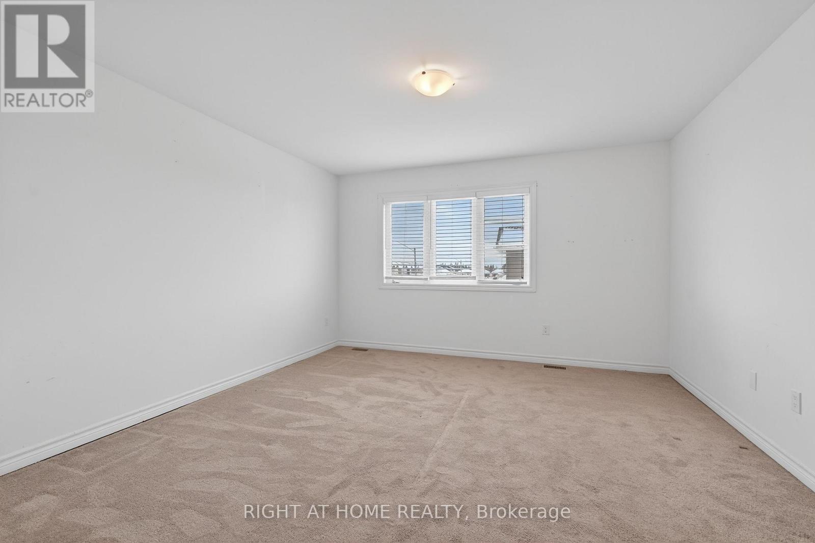 73 Brennan Crescent, Loyalist, Ontario  K0H 2H0 - Photo 19 - X12584322