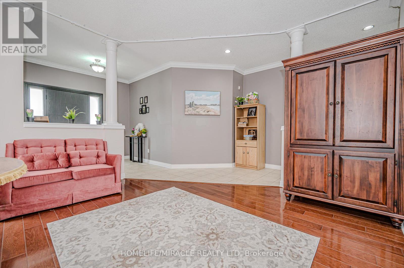 80 Meadowbank Drive, Hamilton, Ontario  L9B 2Y1 - Photo 8 - X12637726