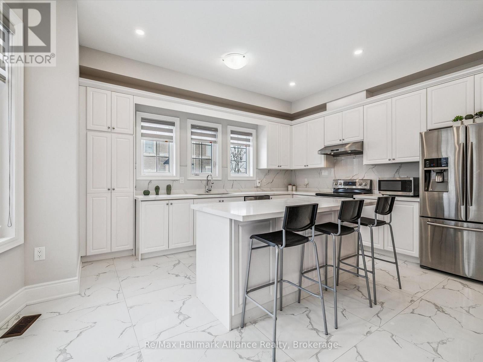 425 Threshing Mill Boulevard, Oakville, Ontario  L6H 0T4 - Photo 10 - W12638820