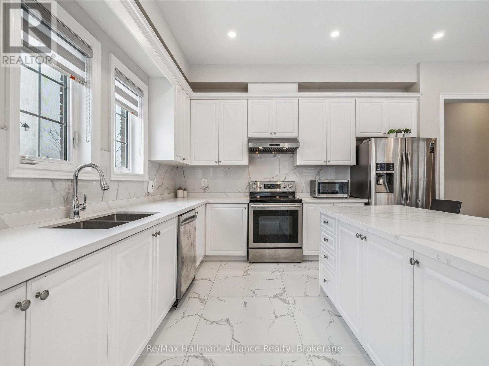 425 Threshing Mill Boulevard, Oakville, Ontario  L6H 0T4 - Photo 13 - W12638820