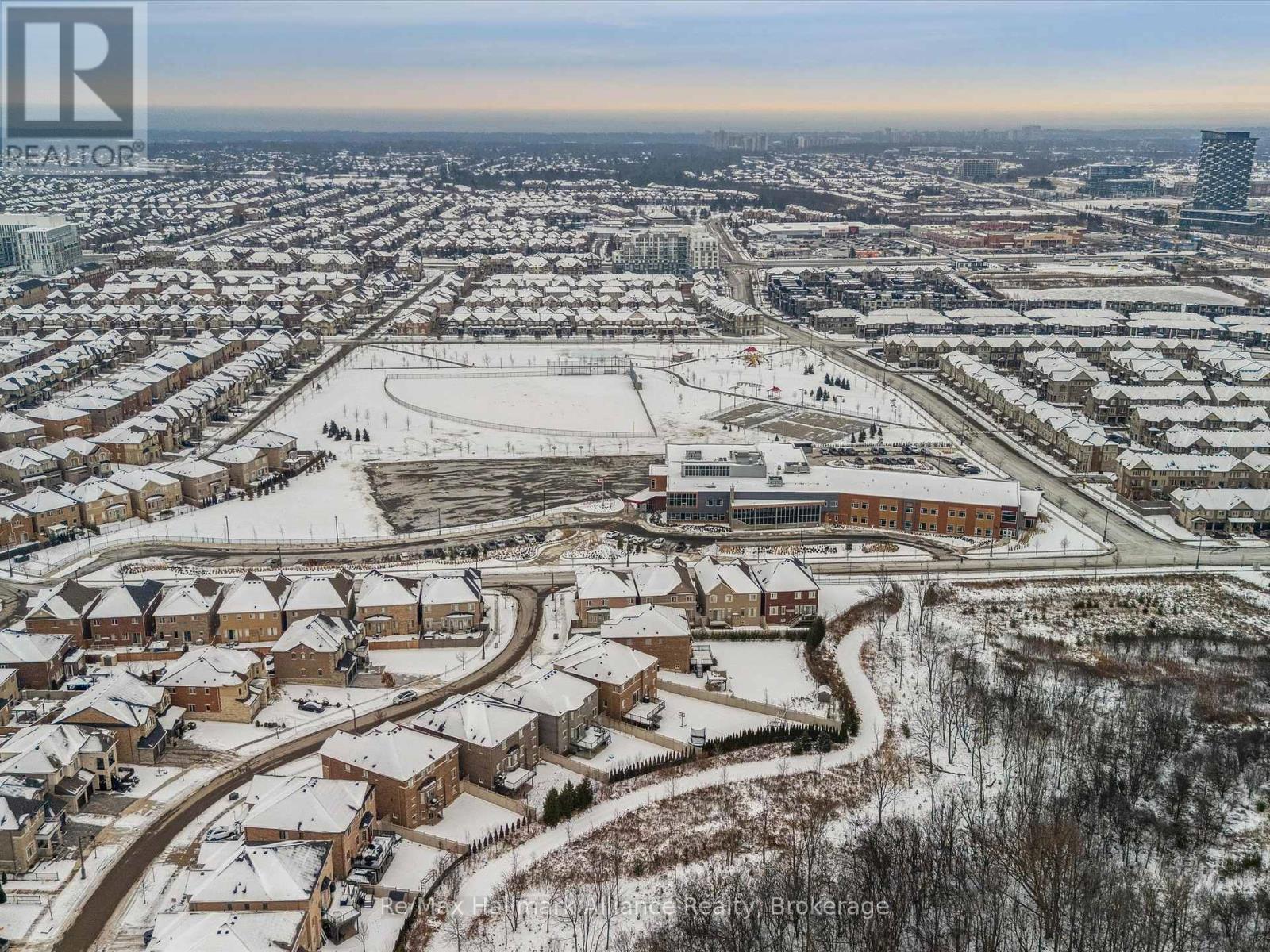 425 Threshing Mill Boulevard, Oakville, Ontario  L6H 0T4 - Photo 33 - W12638820