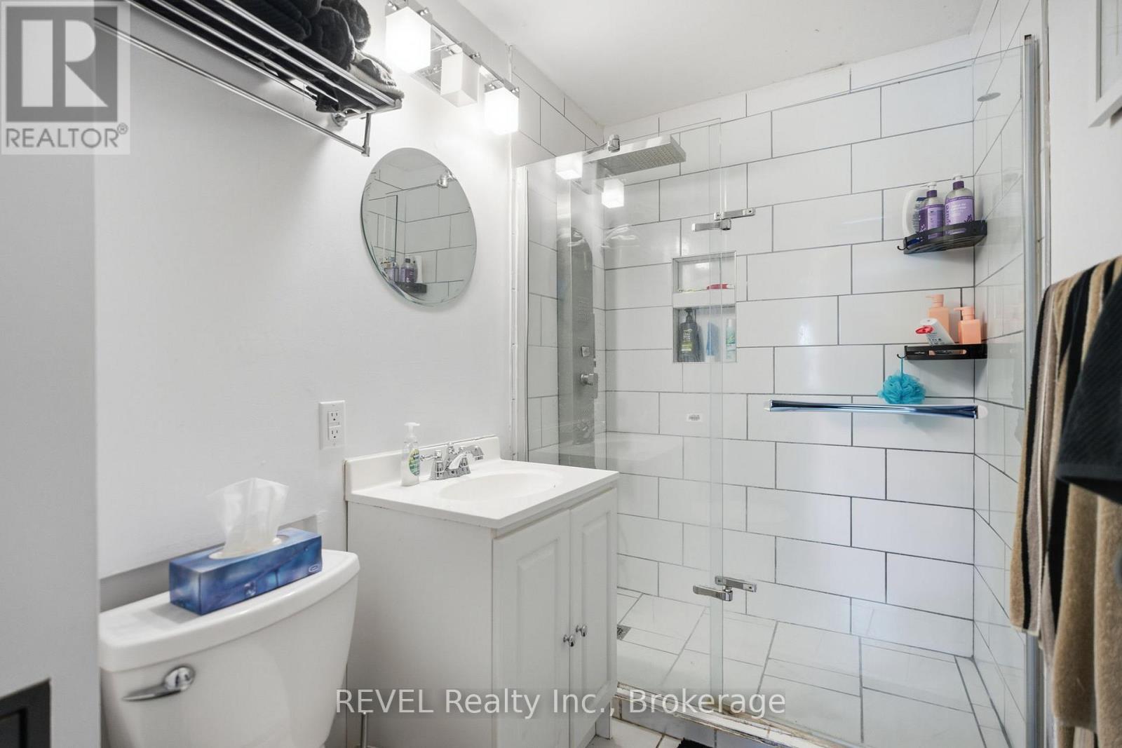 18 Kingsmill Street, Fort Erie, Ontario  L2A 4E3 - Photo 15 - X12638766