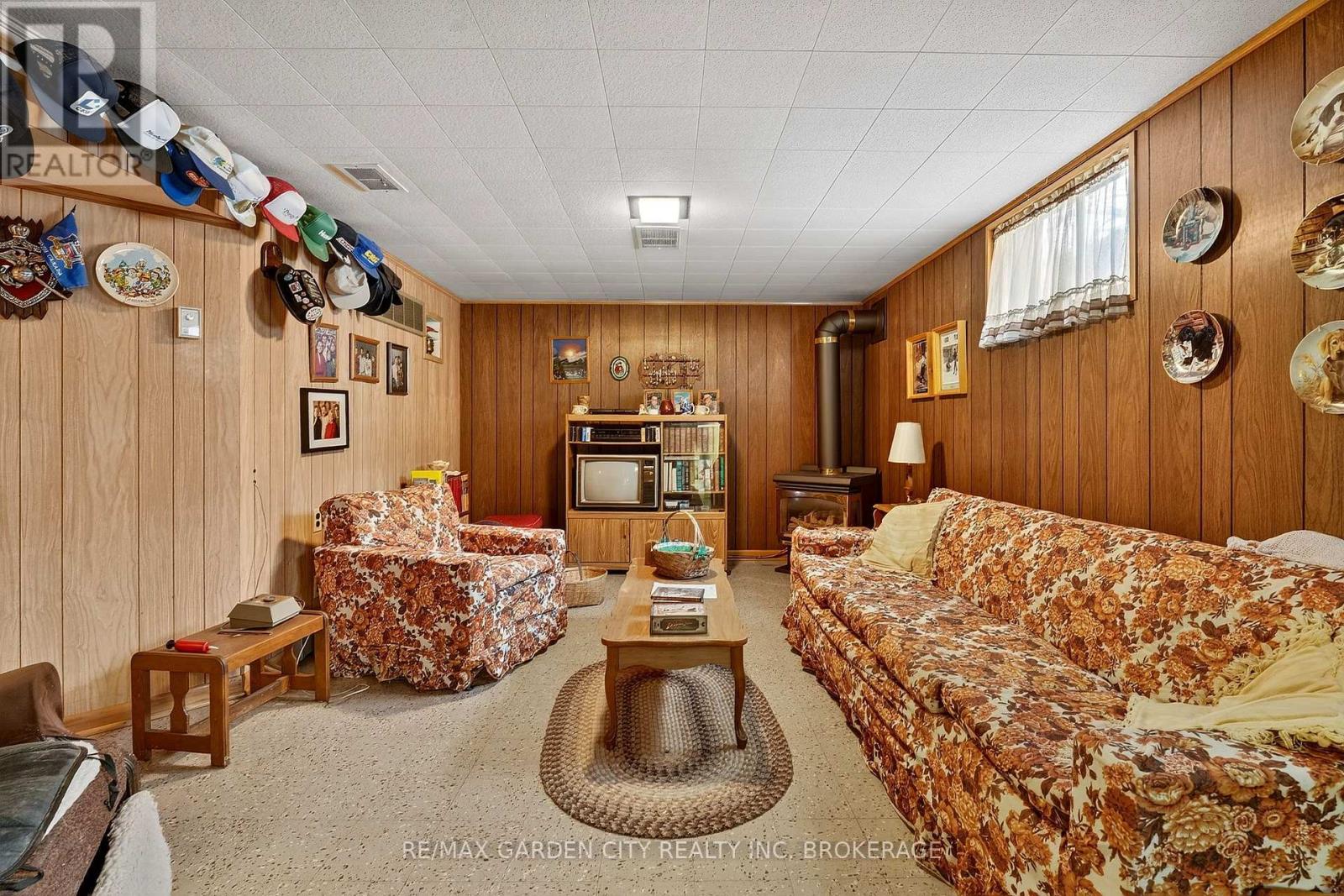 13 Chestnut Street, Pelham (Fonthill), Ontario  L0S 1E3 - Photo 24 - X12638834