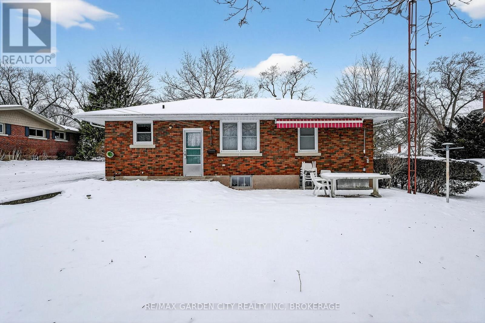 13 Chestnut Street, Pelham (Fonthill), Ontario  L0S 1E3 - Photo 32 - X12638834