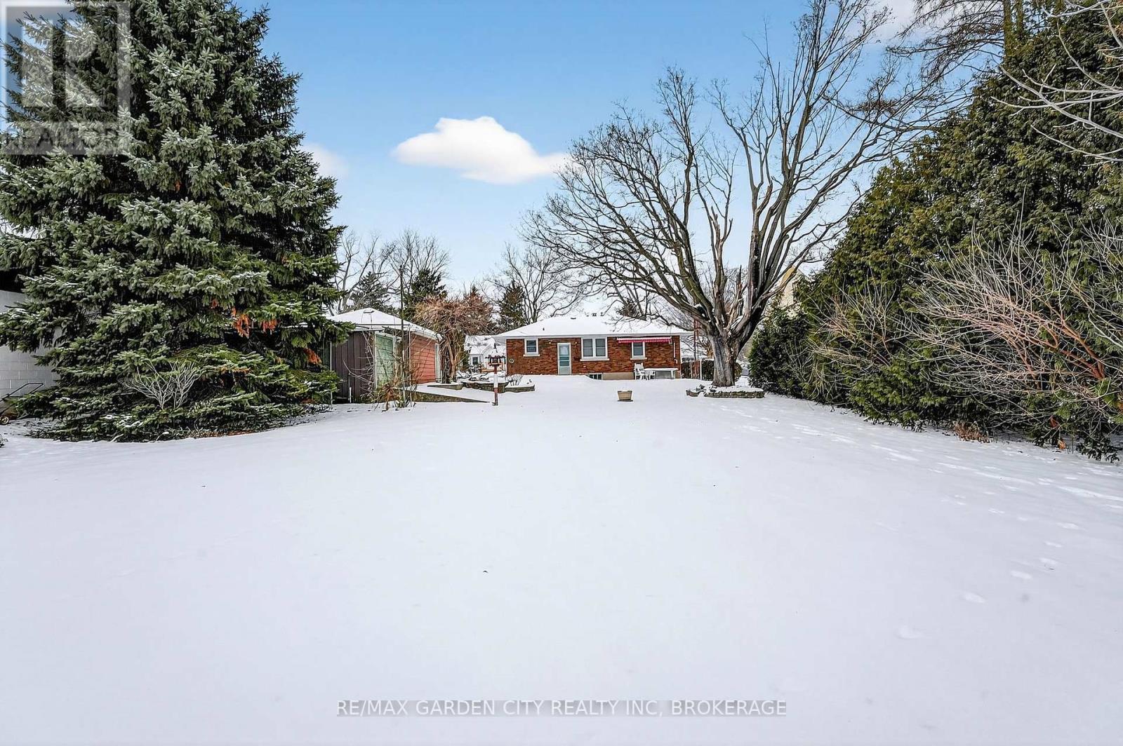 13 Chestnut Street, Pelham (Fonthill), Ontario  L0S 1E3 - Photo 36 - X12638834