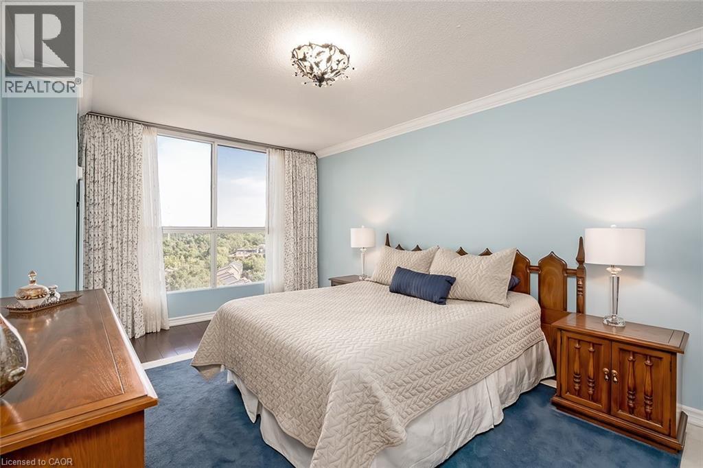 1271 Walden Circle Unit# Ph105, Mississauga, Ontario  L5J 4R4 - Photo 15 - 40757938