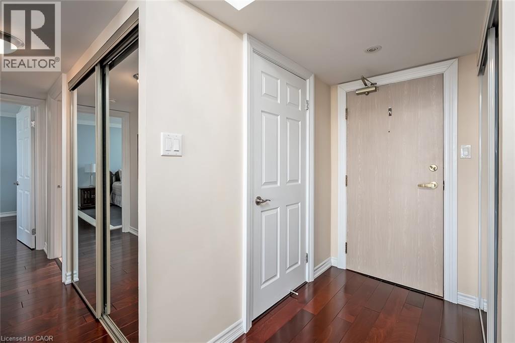 1271 Walden Circle Unit# Ph105, Mississauga, Ontario  L5J 4R4 - Photo 4 - 40757938