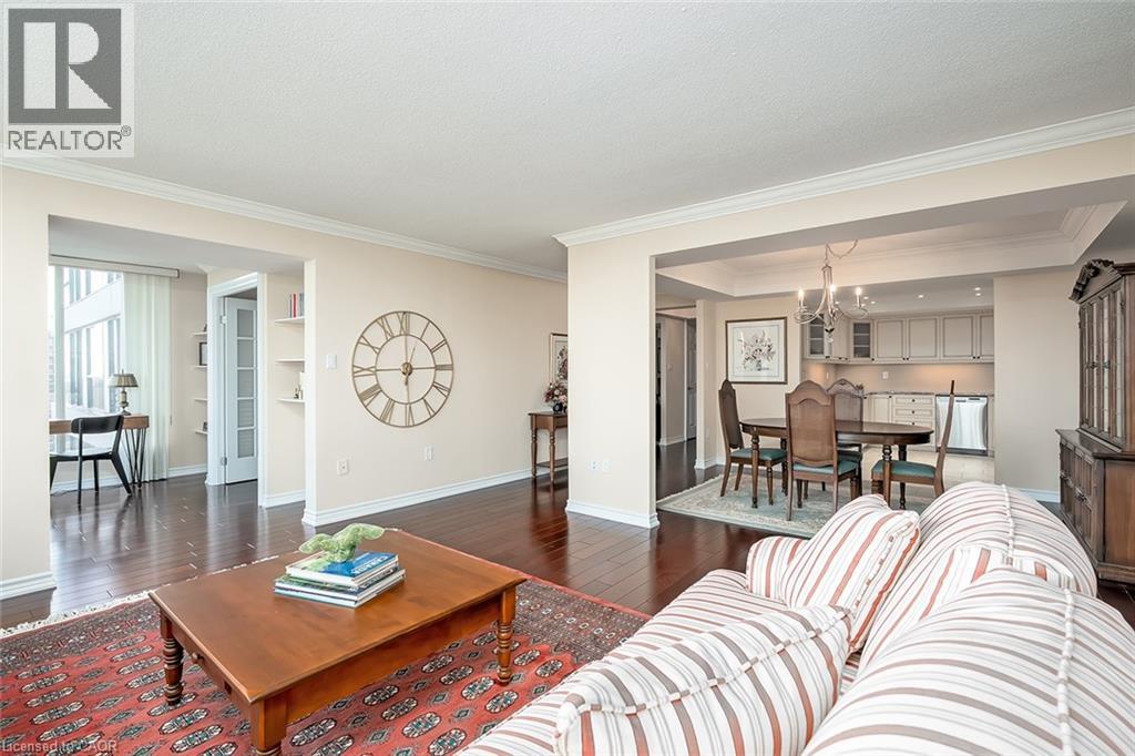 1271 Walden Circle Unit# Ph105, Mississauga, Ontario  L5J 4R4 - Photo 12 - 40757938