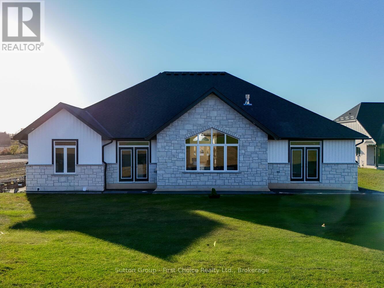 73588 Irene Crescent, Bluewater, Ontario N0M 2T0 - Photo 34 - X12638824