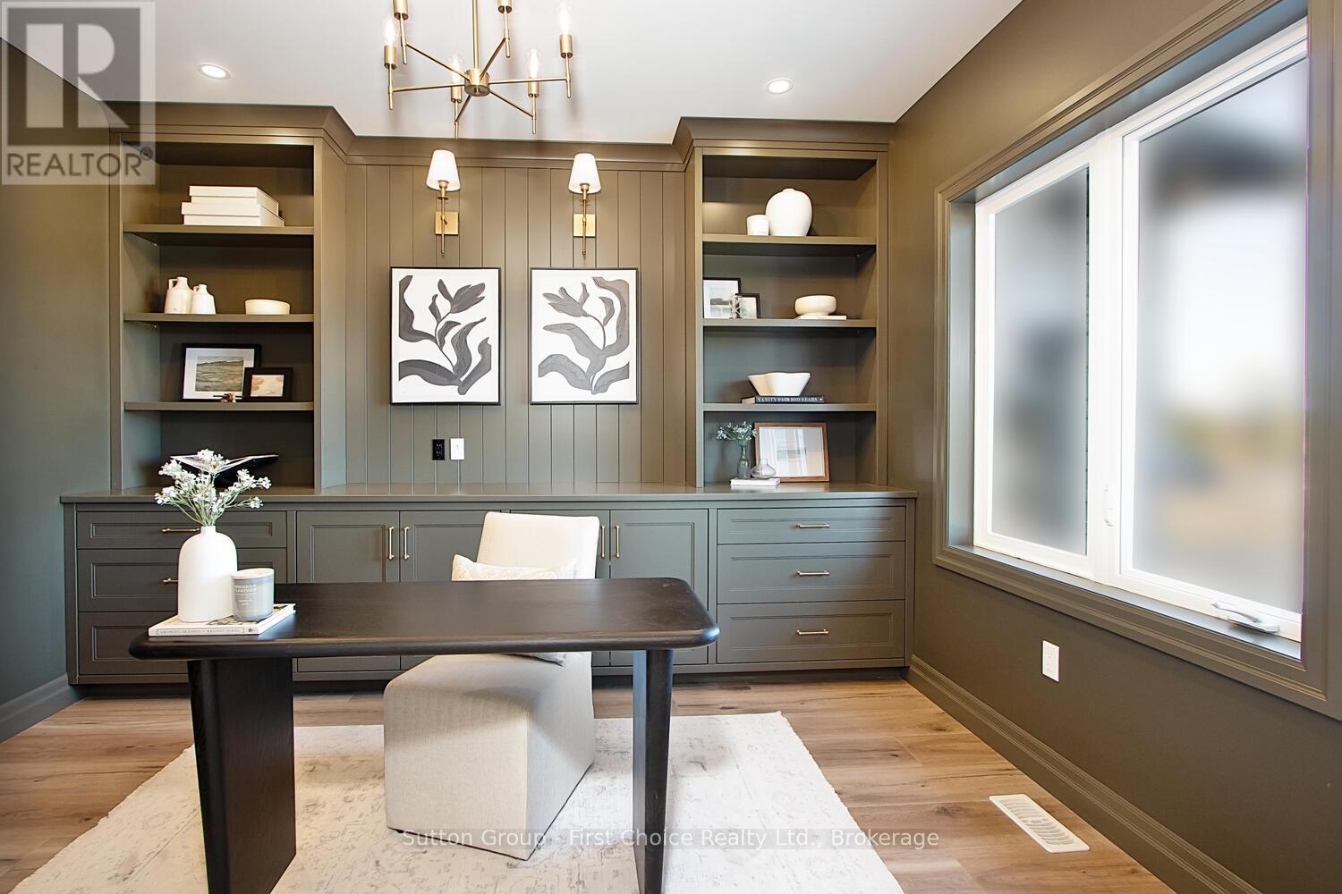 73588 Irene Crescent, Bluewater, Ontario N0M 2T0 - Photo 9 - X12638824