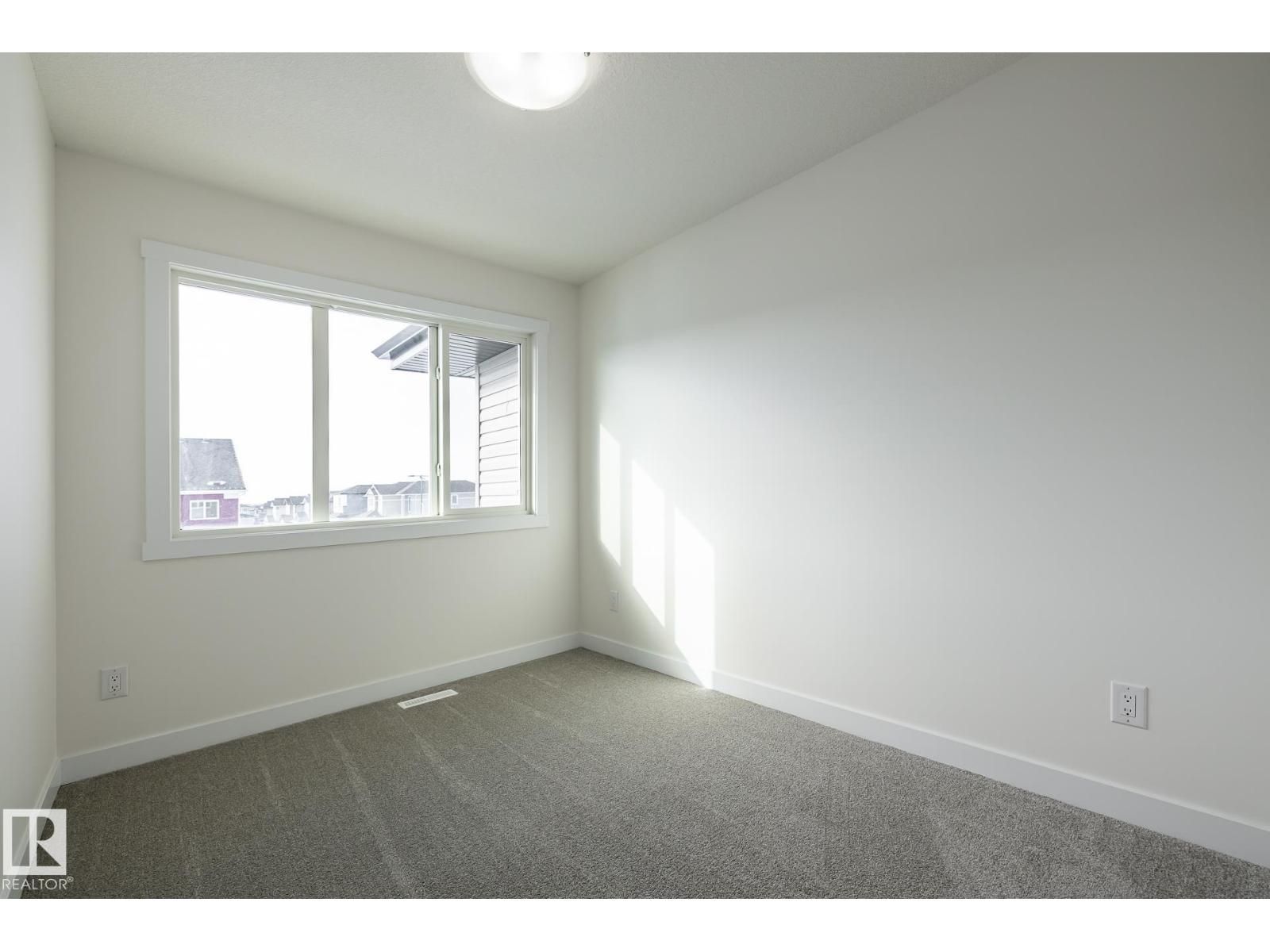 15647 2 St Ne, Edmonton, Alberta  T5Y 6K8 - Photo 18 - E4468281