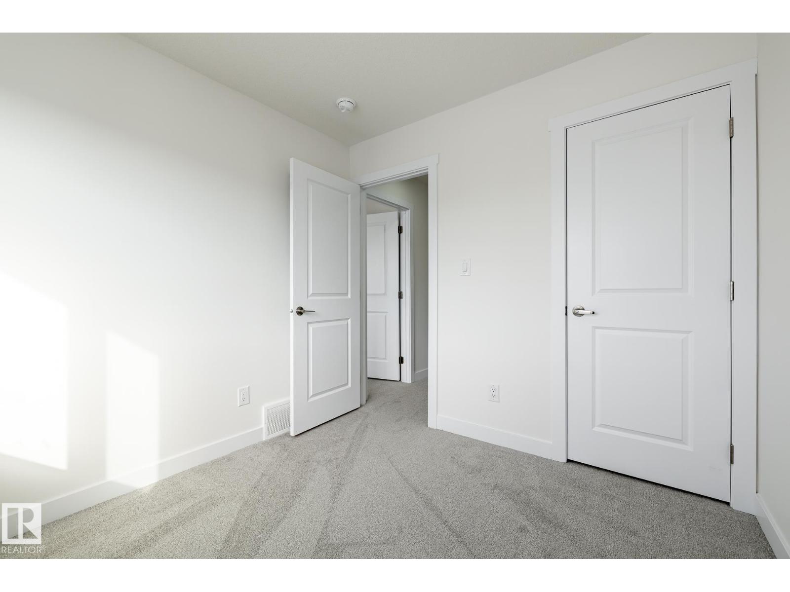 15647 2 St Ne, Edmonton, Alberta  T5Y 6K8 - Photo 22 - E4468281