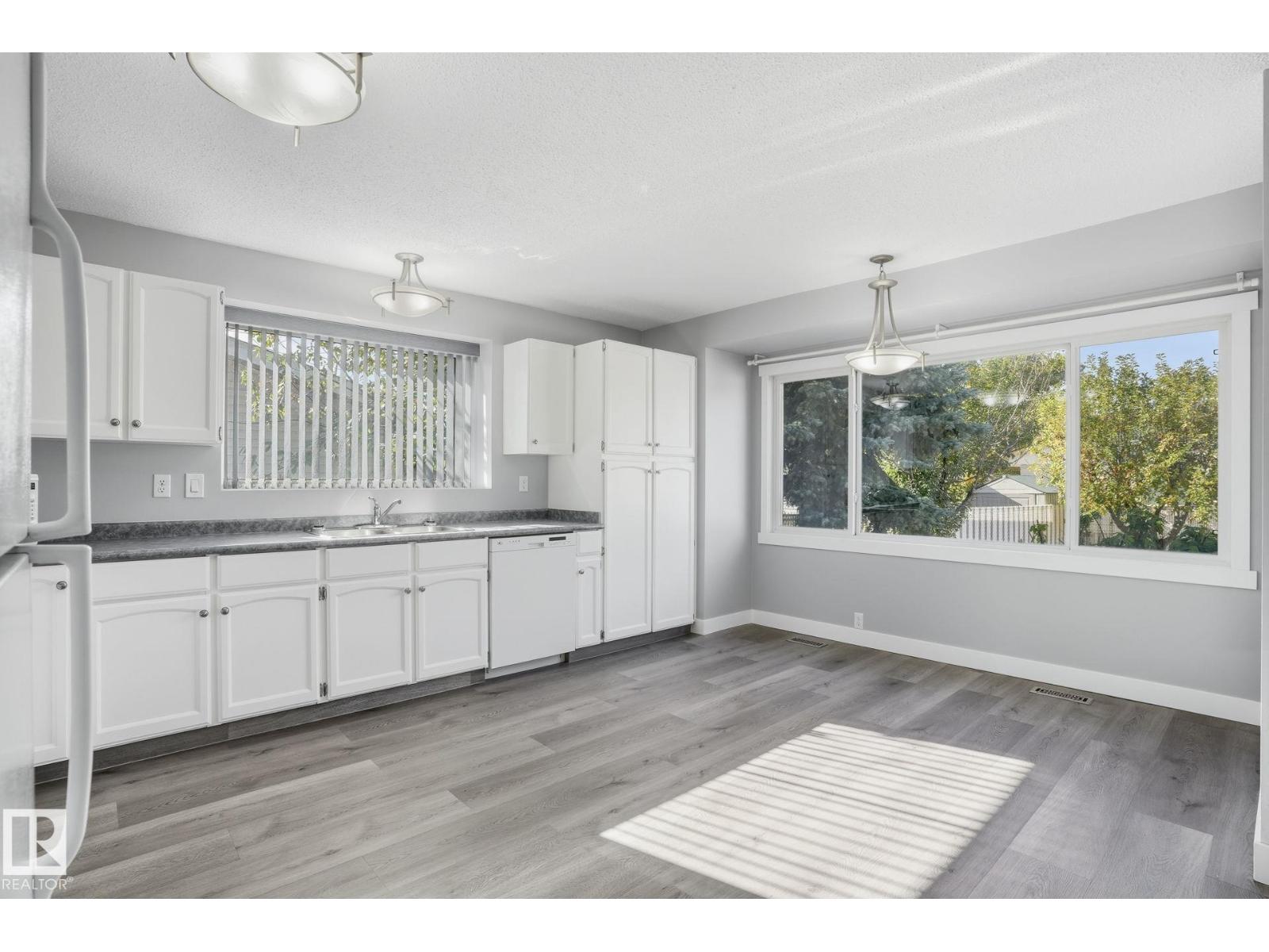 14208 30 St Nw, Edmonton, Alberta  T5Y 1N9 - Photo 10 - E4468283