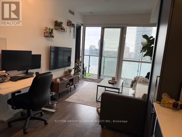 4705 - 15 Grenville Street W, Toronto, Ontario  M5Y 0B9 - Photo 11 - C12638808