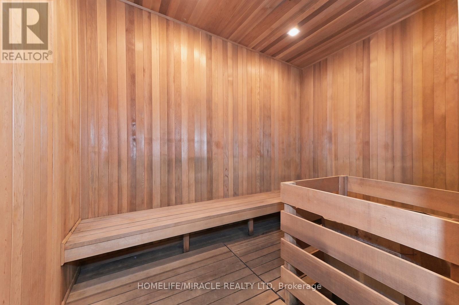 C203 - 5260 Dundas Street W, Burlington, Ontario  L7L 0J7 - Photo 18 - W12637354