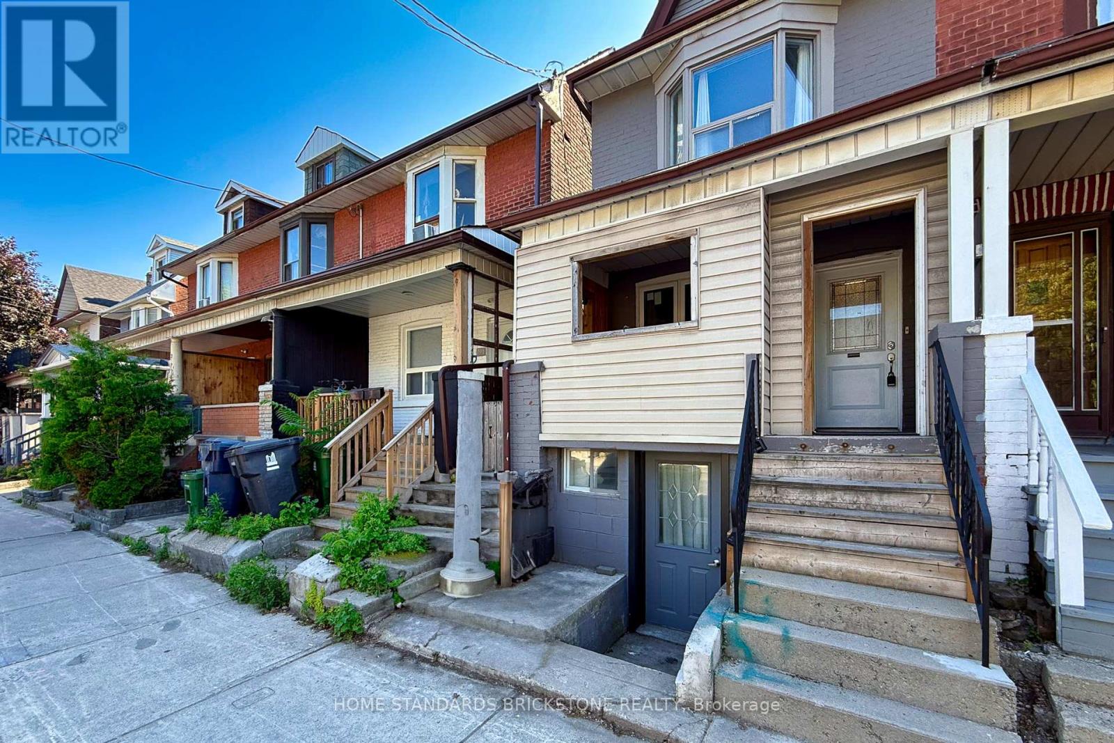 Main - 792 Pape Avenue, Toronto, Ontario  M4K 3S7 - Photo 2 - E12638806