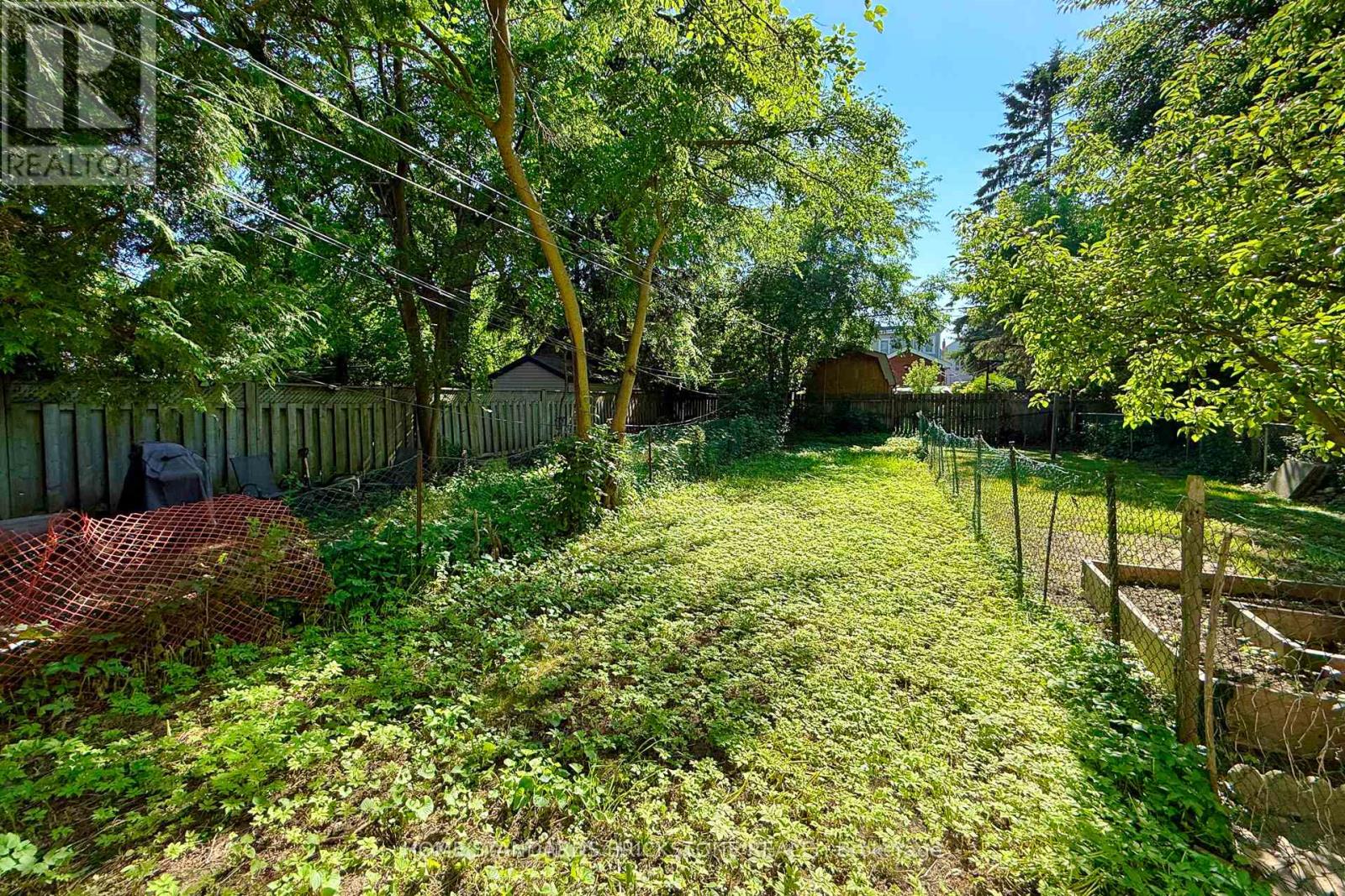 Main - 792 Pape Avenue, Toronto, Ontario  M4K 3S7 - Photo 21 - E12638806