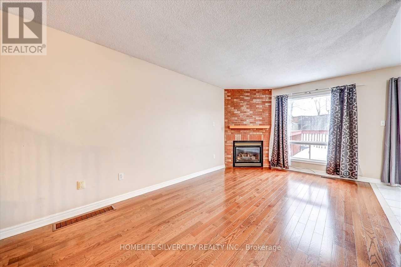 350-A Aylesworth Avenue, Toronto, Ontario  M1N 2K2 - Photo 8 - E12638836