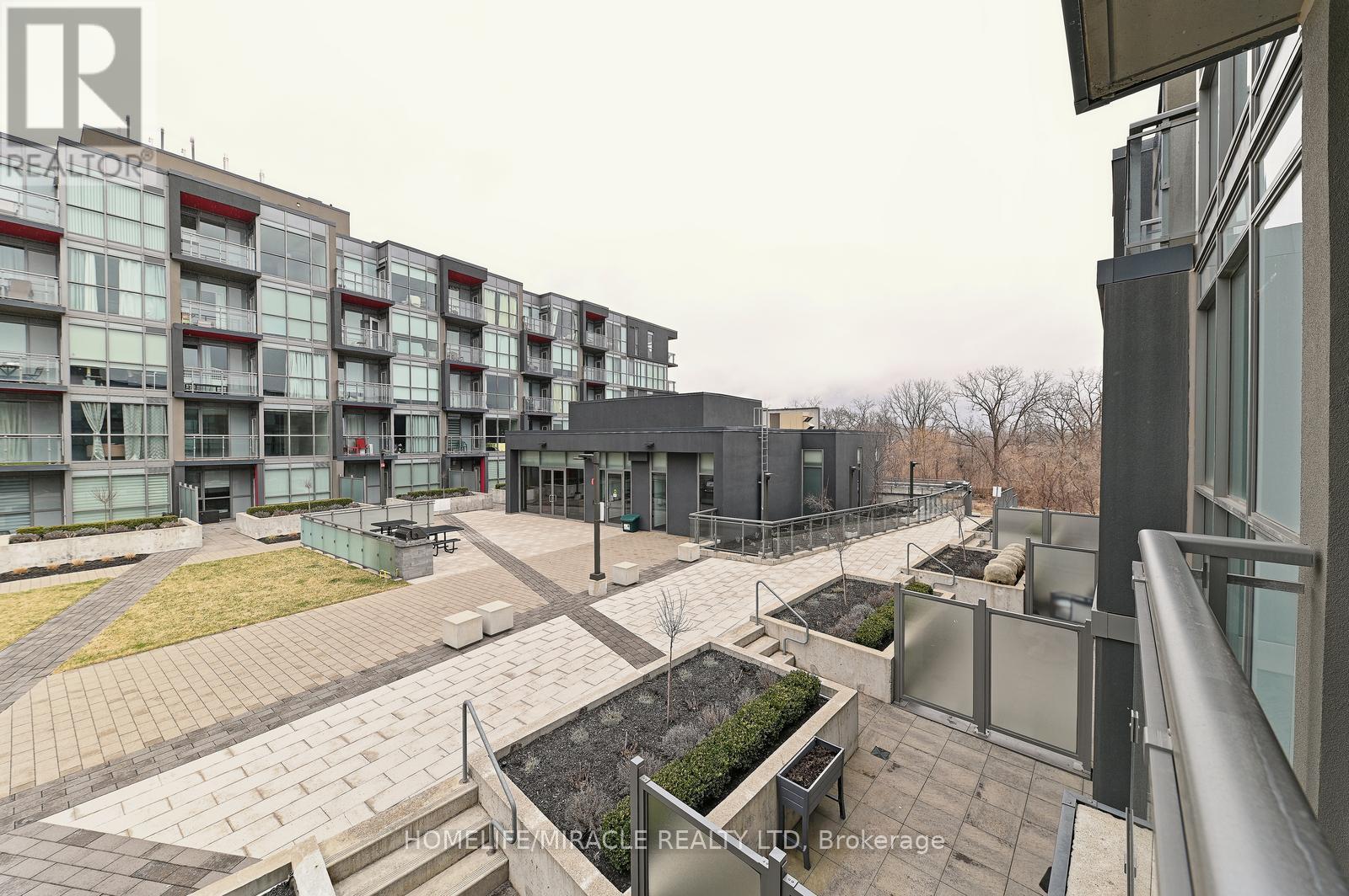 C203 - 5260 Dundas Street W, Burlington, Ontario  L7L 0J7 - Photo 14 - W12637354