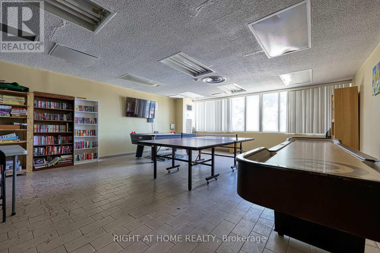 205 - 1580 Mississauga Valley Boulevard, Mississauga, Ontario  L5A 3T8 - Photo 21 - W12638730