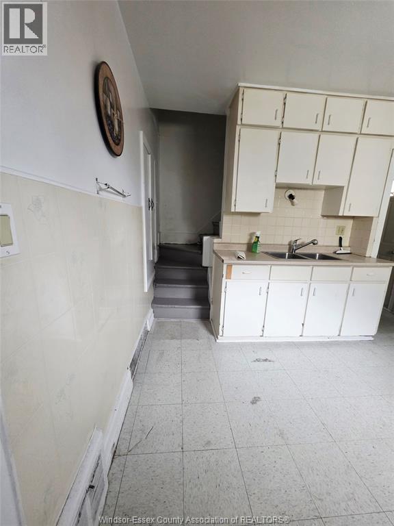 1686 Mercer Street, Windsor, Ontario N8X 3P7 - Photo 10 - 25031738