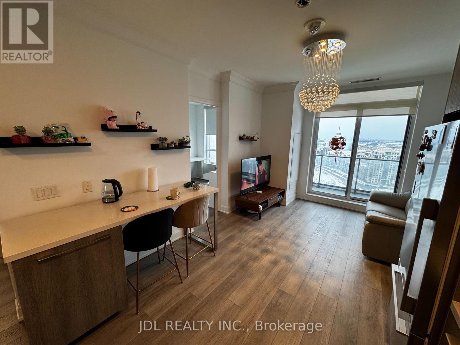 8 Water Walk Drive, Markham, Ontario  L3R 6L4 - Photo 2 - N12638780