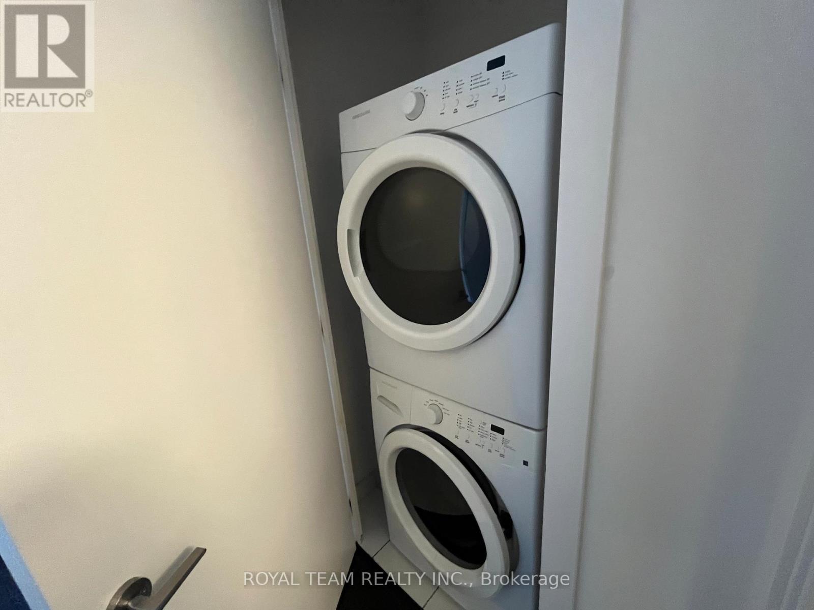 519 - 9471 Yonge Street, Richmond Hill, Ontario  L4C 1V4 - Photo 9 - N12638788