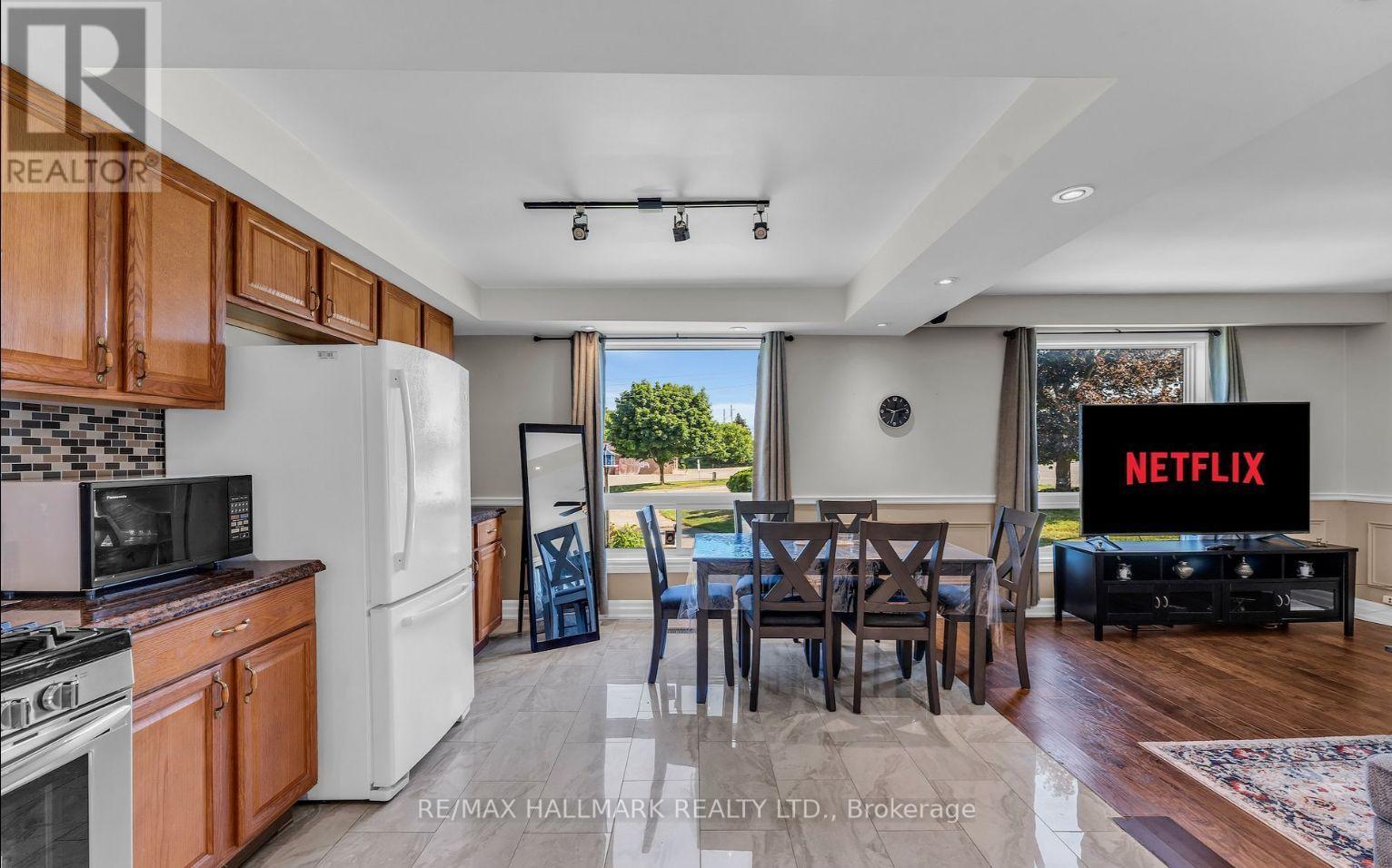 1060 Elgin Street, Newmarket, Ontario  L3Y 3C1 - Photo 20 - N12638828