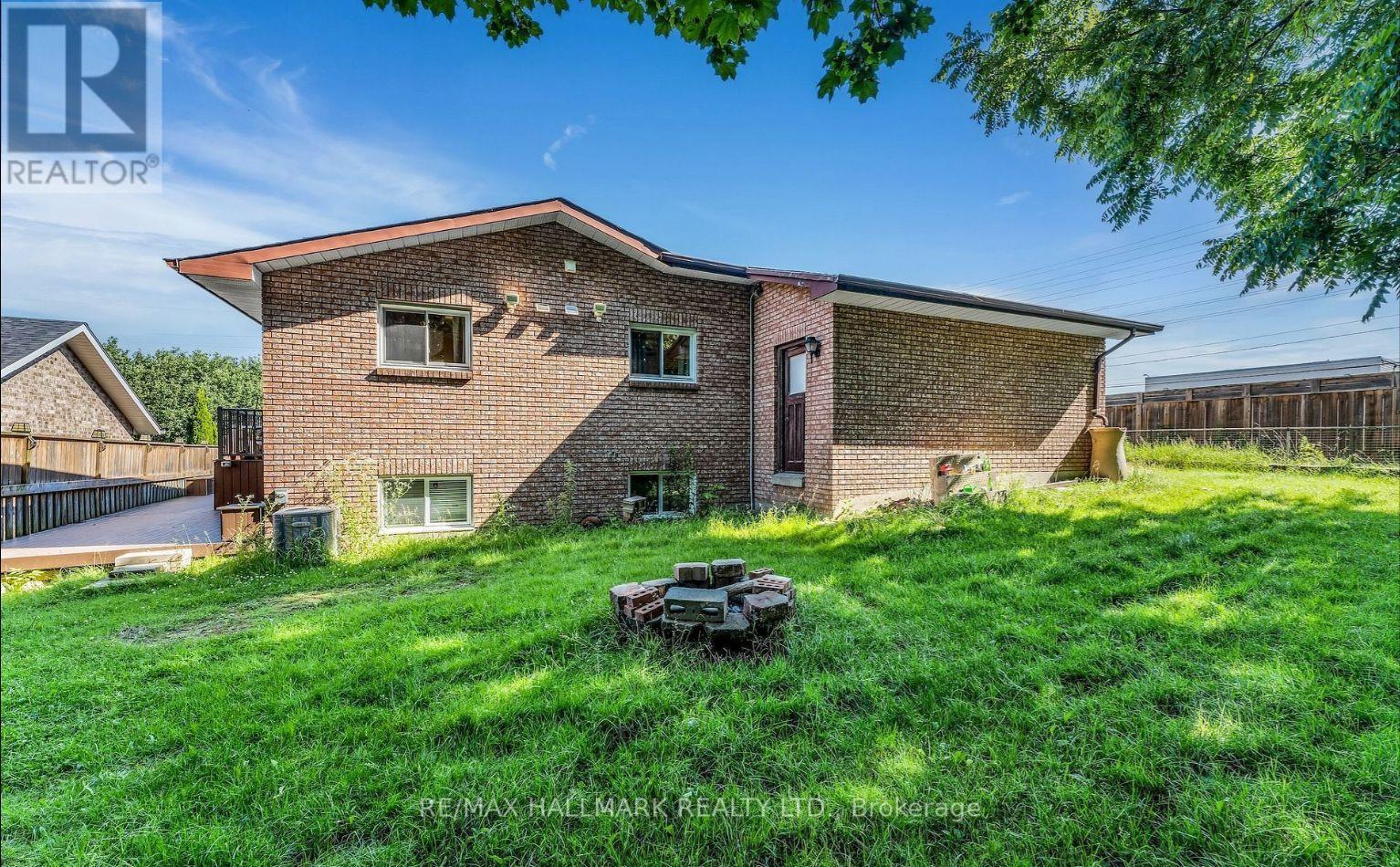 1060 Elgin Street, Newmarket, Ontario  L3Y 3C1 - Photo 26 - N12638828