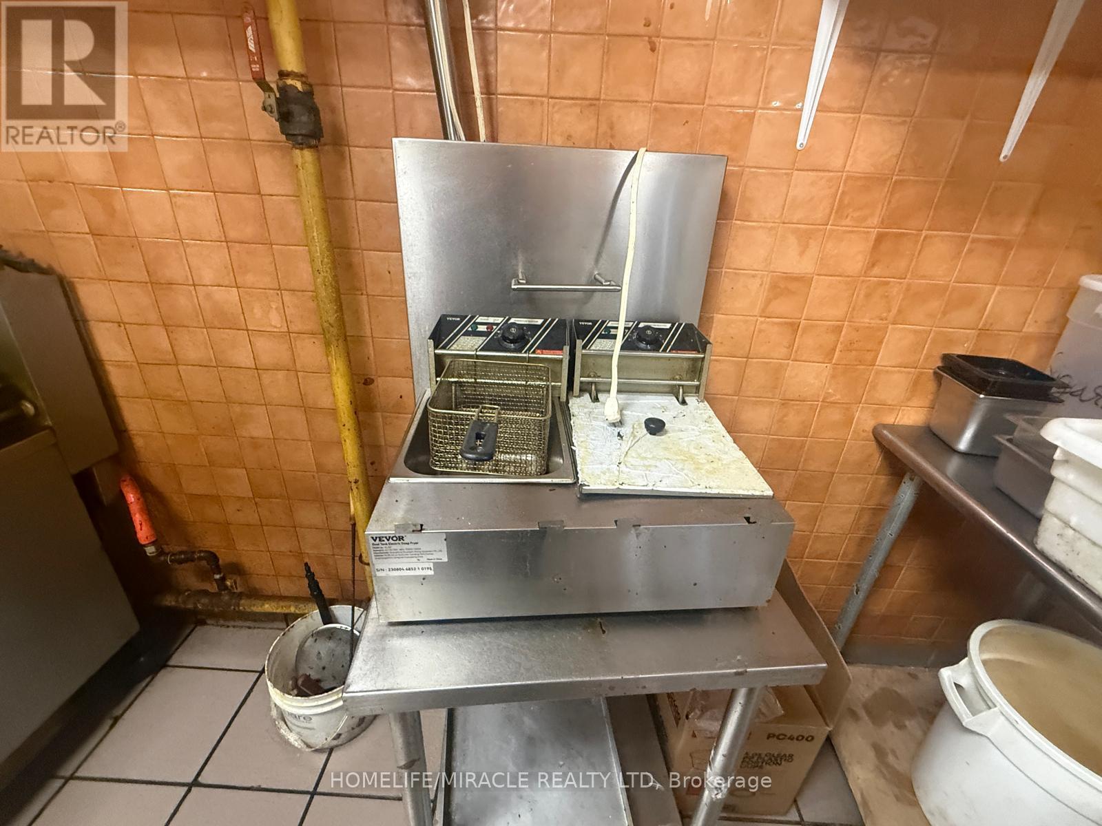 8 - 7 Anne Street S, Barrie, Ontario  L4N 2C4 - Photo 16 - S12638784