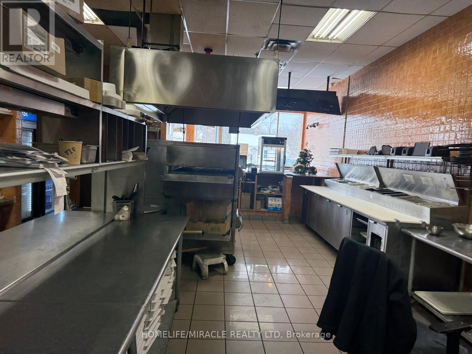 8 - 7 Anne Street S, Barrie, Ontario  L4N 2C4 - Photo 5 - S12638784